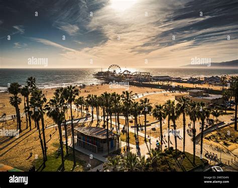 An aerial view of Santa Monica Pier Stock Photo - Alamy