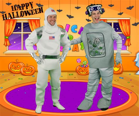 Bounce Patrol - 🎃 HALLOWEEN COSTUME IDEAS! An astronaut,...