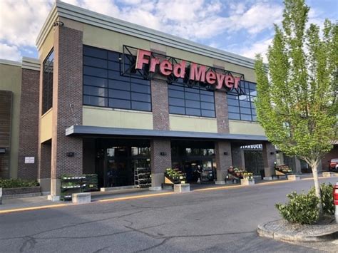 Fred Meyer Owner Reportedly in Merger Talks