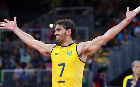 Top 5 Volleyball Players of All Time | VolleyCountry