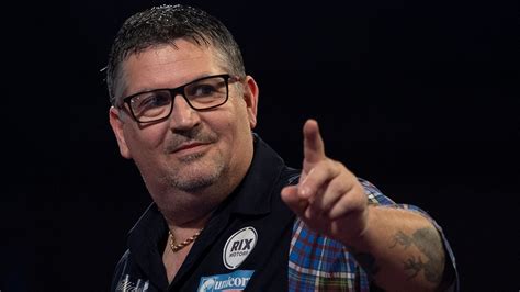 World Darts Championship: Gary Anderson edges out Rob Cross as Peter ...