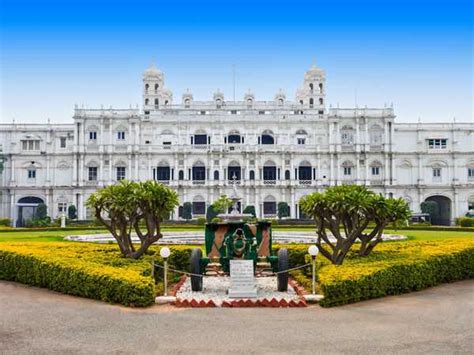 Jai Vilas Palace, Gwalior | History, Timings, Entry Fee | Holidify