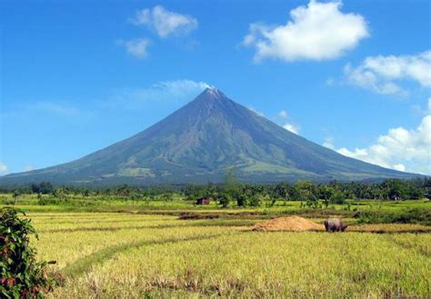 What A Wonderful World: Mayon Volcano, Albay Philippines