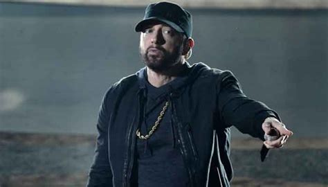 Fans think Eminem looks weird in latest interview