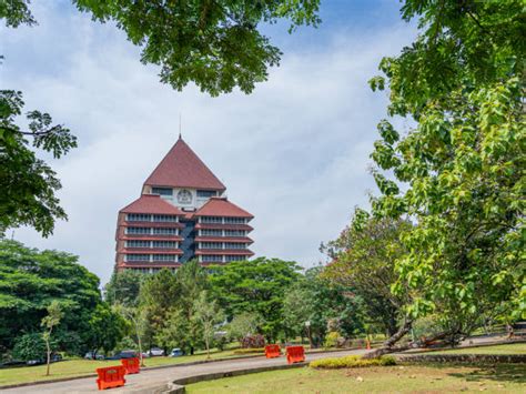 140+ Universitas Indonesia Stock Photos, Pictures & Royalty-Free Images ...