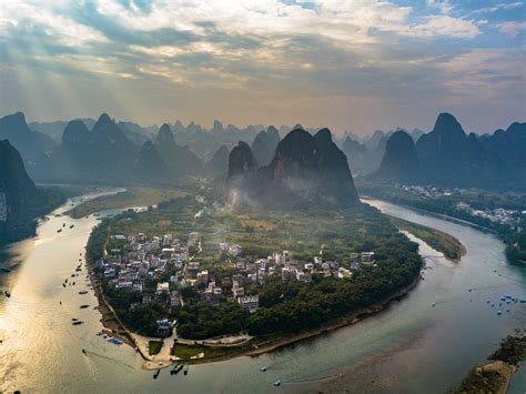 Li River Bend, Yangshuo, China : r/AerialPorn