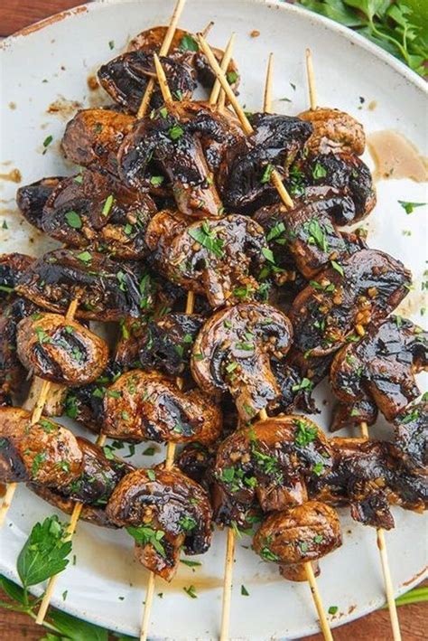 Champignons de Paris grillés - 10 légumes à faire griller tout l’été ...