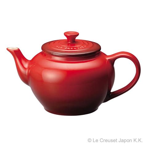 Le Creuset Tea pot Such a pretty red! | Tea pots, Stash tea, Tea