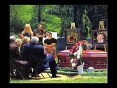 celebrities open casket funeral