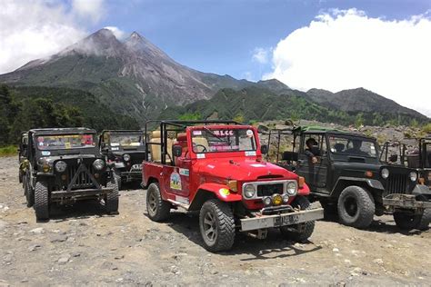 Lava Tour dengan Jeep Merapi Diskon 50% Harga Tiket Masuk