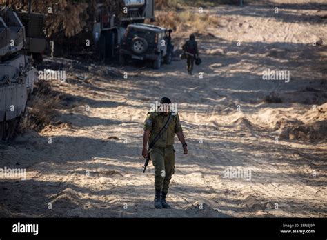 Sderot, Israel. 16th May, 2021. A soldier of Israel Defence Forces (IDF ...