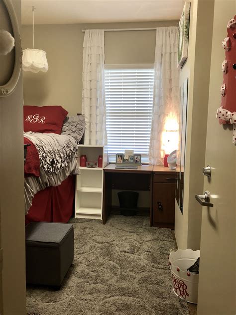 University of Alabama~Ridgecrest North Dorm | College dorm room decor ...