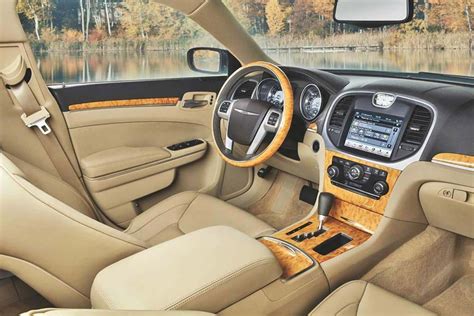 2012 Chrysler 300 interior | The Detroit Bureau