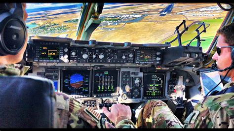 Boeing C 17 Globemaster Iii Cockpit Images