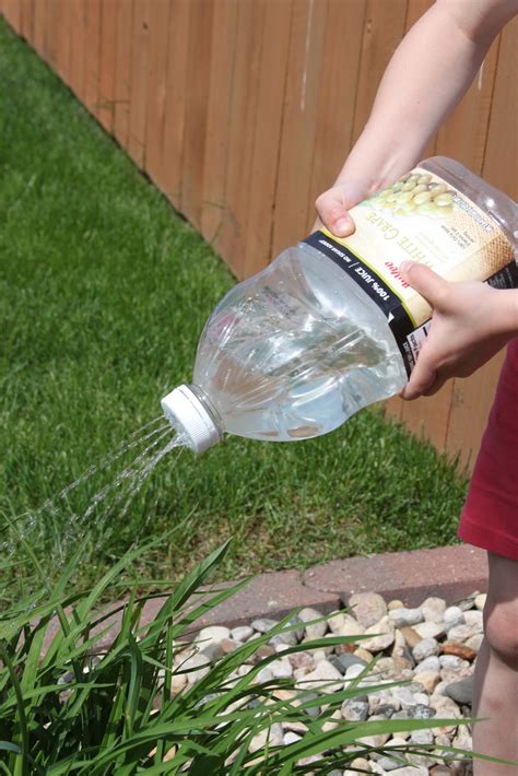 Kara's Creative Place: Kids Watering Cans from Plastic Bottles