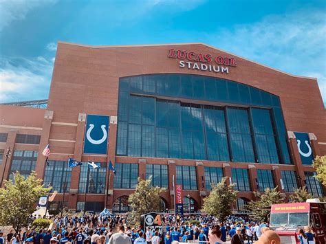 Your Guide to an Amazing Colts Gameday at Lucas Oil Stadium