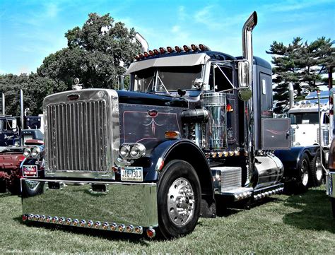 1979 Peterbilt 359 Black/Charcoal color | Caminhões, Automóveis, Caminhão