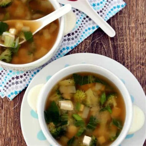 Miso Soup With Tofu – Vegetarian Miso Soup