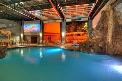 Pigeon Forge Hotels with Indoor Pool | Pigeon forge hotels, Indoor pool ...