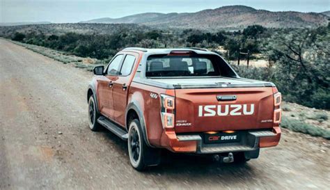 2023 Isuzu D-Max 3.0 Double Cab 4x4 V-Cross Automatic — Drives.today