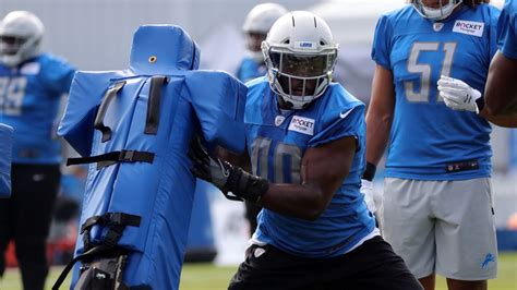 Detroit Lions linebacker Jarrad Davis returns to practice; Da'Shawn ...