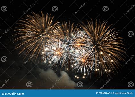 Bahrain National Day Fireworks Stock Photo - Image of burst, festive ...