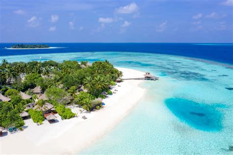 Banyan Tree Vabbinfaru - Fly & Sea Dive Adventures