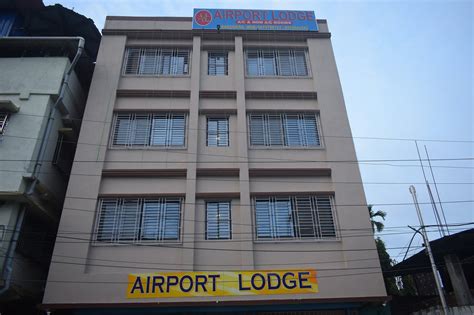 AIRPORT LODGE - Prices & Hotel Reviews (Bagdogra, India)