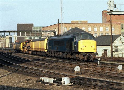 Class 46 with the Gateshead breakdown train at Newcastle C… | Flickr