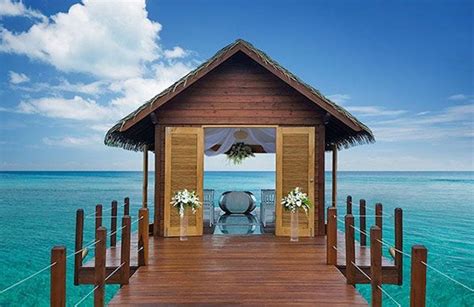 Everything You Need to Know About a Destination Wedding with Sandals ...