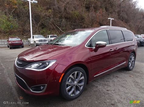 Velvet Red Pearl 2019 Chrysler Pacifica Limited Exterior Photo ...