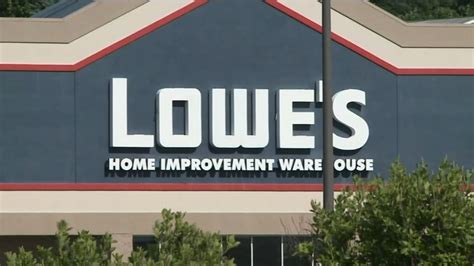 Job search: Lowe's giving employees bonuses and hiring 20,000 for ...