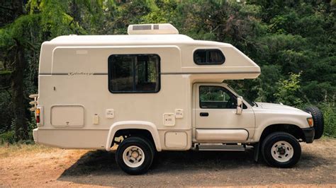 Photos: 1993 Toyota Hilux Galaxy Fiberglass Camper | Motor1.com ...