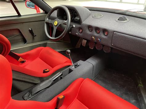 Interior shot of a Ferrari F40 : carporn