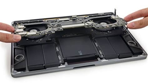 The Touch Bar MacBook Pro teardown: Nearly impossible to repair | Mashable