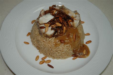 Sayadieh Samak. Fish rice with a thick onion sauce | Persian food ...