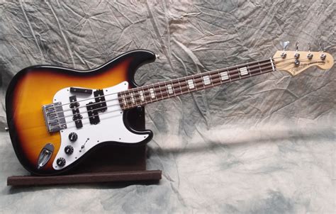 Stratocaster Bass IV (1/3) ~ Luthiery Laboratories