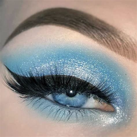 Top 50 Best Light Blue Eyeshadow Ideas For Women - Classy Designs