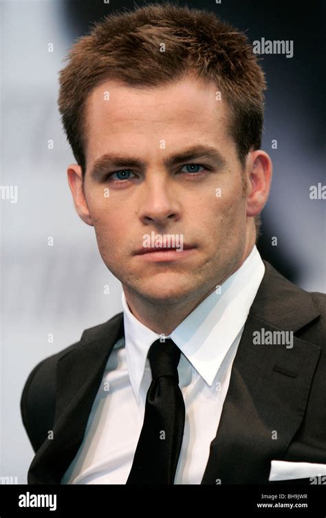 CHRIS PINE STAR TREK PREMIERE SONY CENTER BERLIN GERMANY 16 April 2009 ...