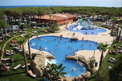 CAMPING BELLA TERRA - Updated 2024 Prices & Campground Reviews (Blanes ...