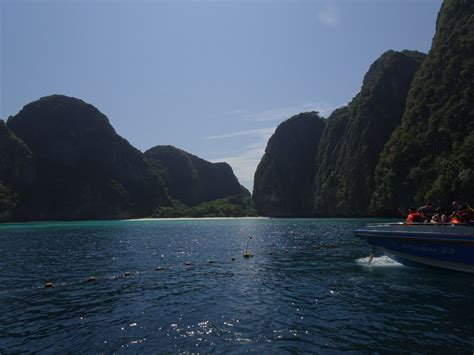 Snorkeling at Phi Phi Islands | Phi phi island, Snorkeling, Island