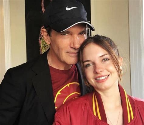 Family of Spanish Actor Antonio Banderas: Wife, Daughter, Brother - BHW