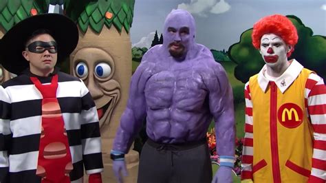 Grimace Causes Bisexual Chaos in Super Random SNL McDonald's Skit