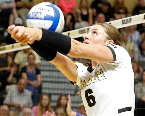 Purdue volleyball swept by Creighton