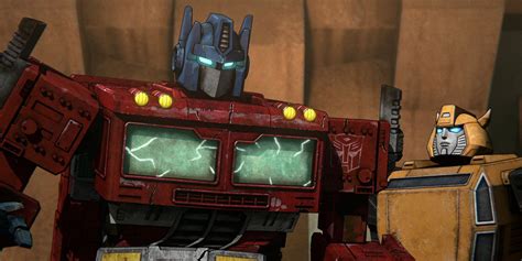 Transformers: Earthrise Reveals Optimus Prime Shares Batman's Biggest ...