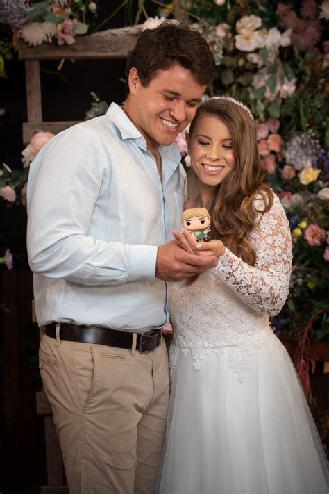 Bindi Irwin Wedding / Bindi Irwin Just Shared A Sneak Peek Of Her ...