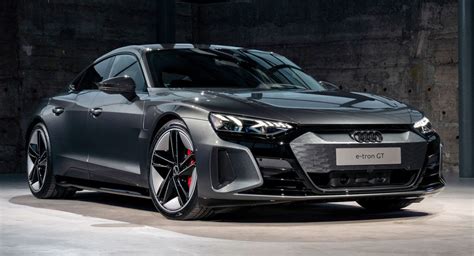 The 2022 Audi E-Tron GT Is Here, And It’s A Beaut With Electrifying ...