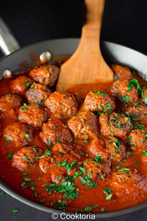 Vegetarian Mushroom Meatballs | COOKTORIA