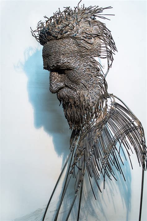 Wire Sculpture by Darius Hulea is a Modern Twist on the Portrait Bust