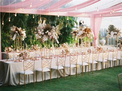 19 Outdoor Wedding Tent Decoration Ideas We Love